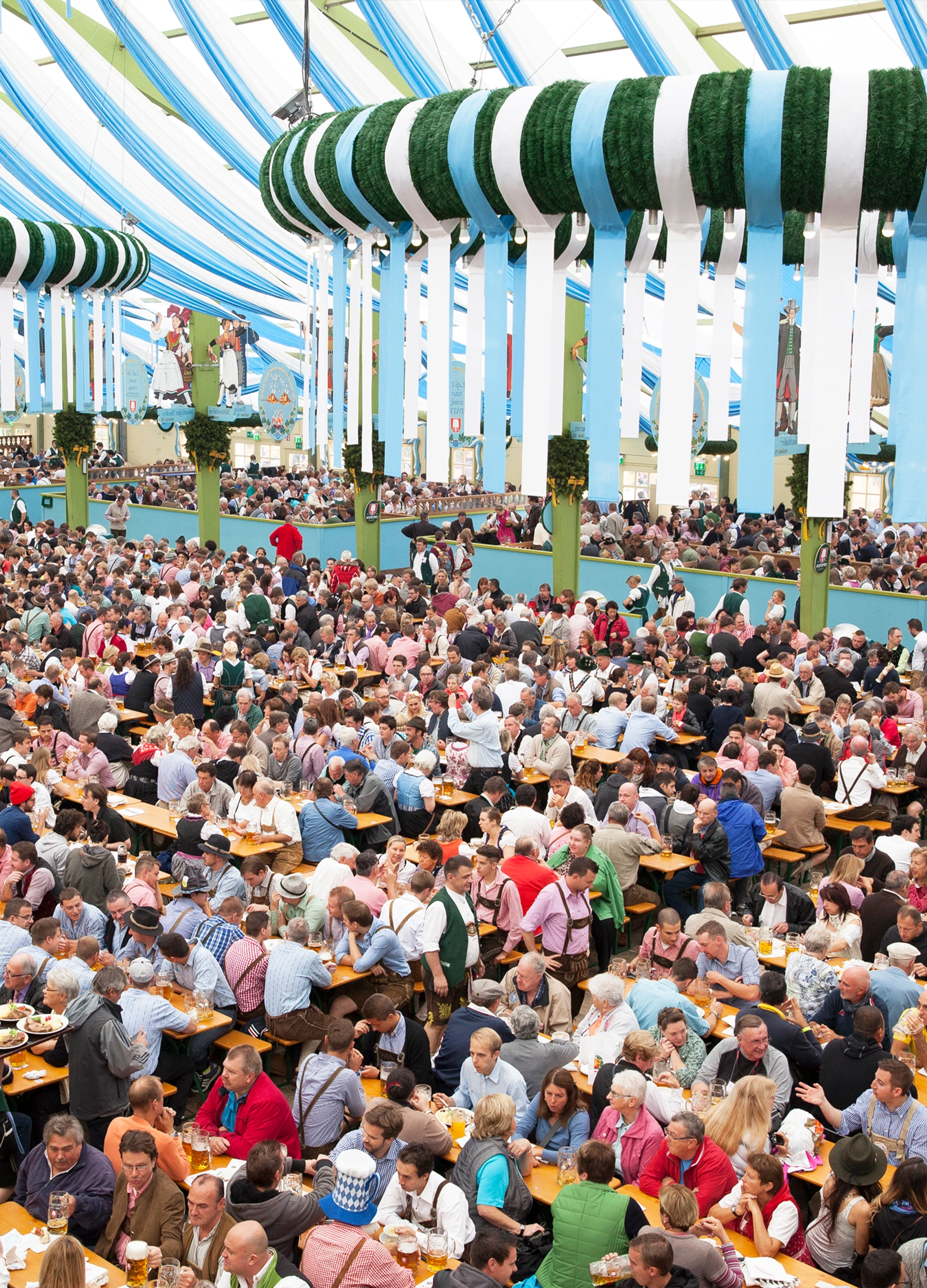 Mastertent Oktoberfest Tables